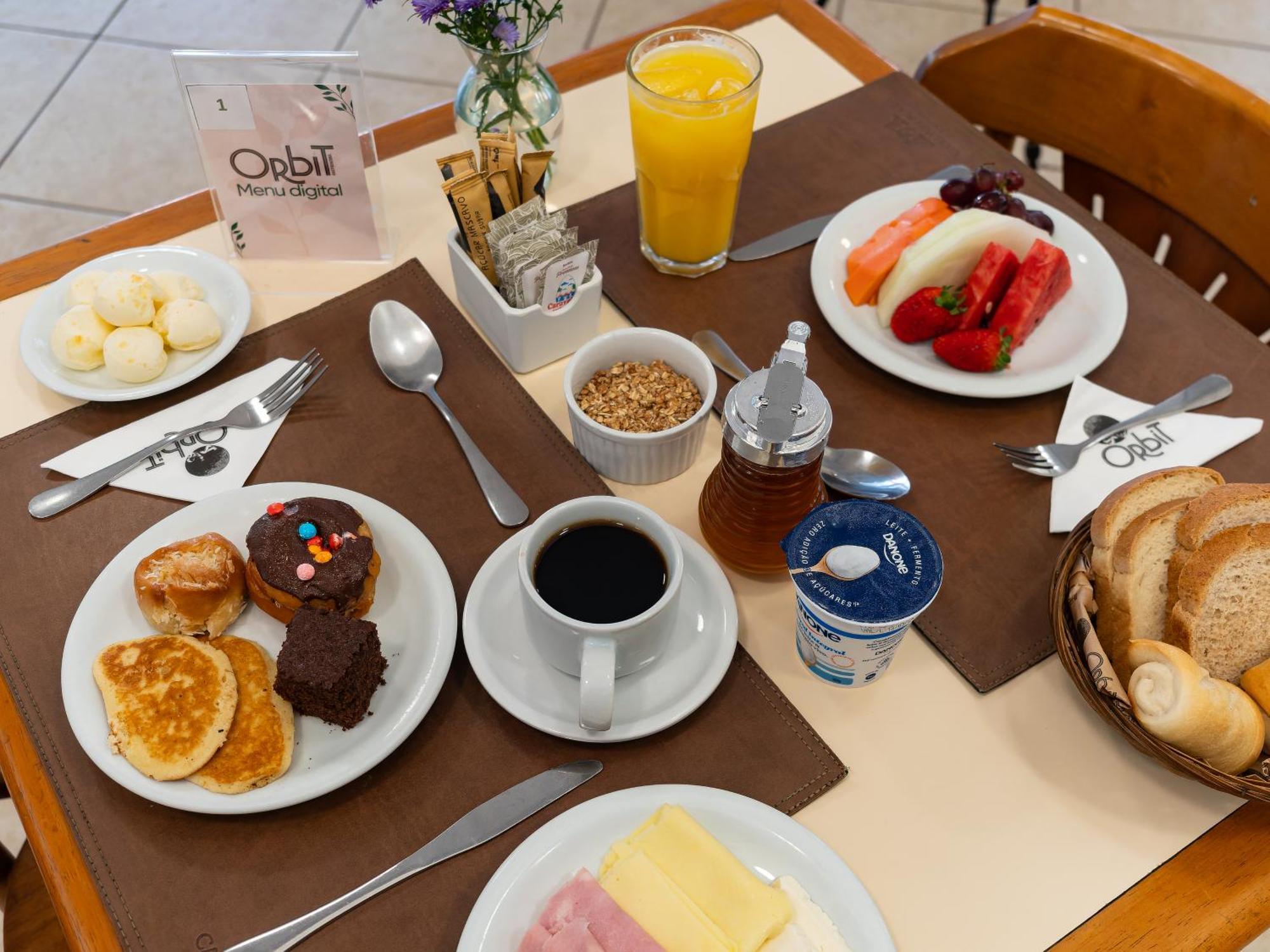 Carlton Suites リメイラ エクステリア 写真